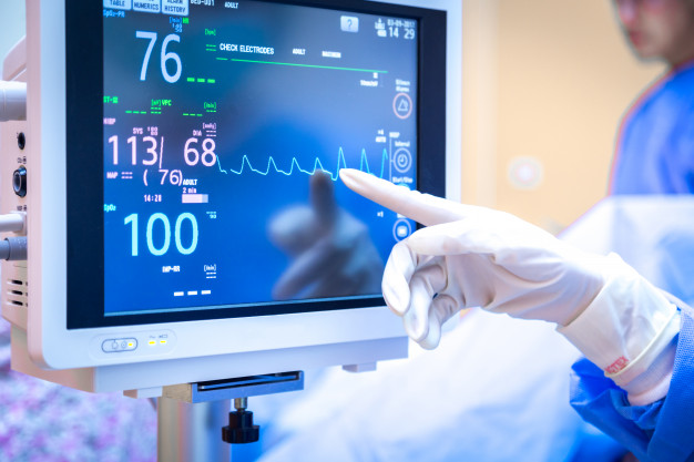 ประกันกลุ่ม กับ ประกันสังคม ต่างกันอย่างไร 