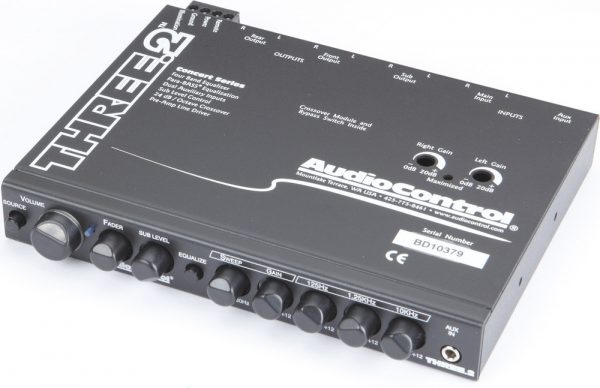 เครื่องเสียงรถยนต์ ประกอบด้วยอะไรบ้าง