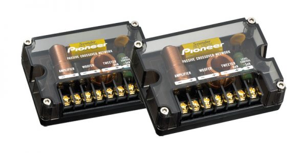 เครื่องเสียงรถยนต์ ประกอบด้วยอะไรบ้าง