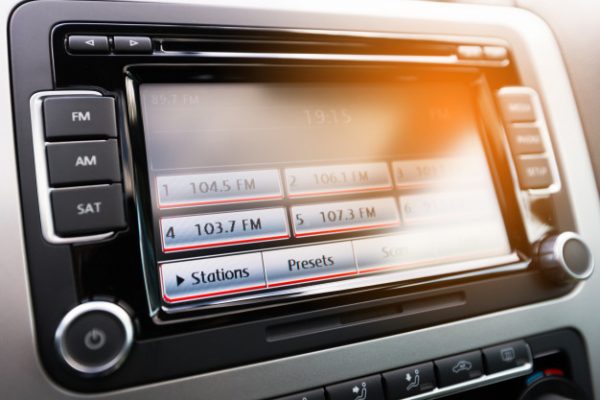 เครื่องเสียงรถยนต์ ประกอบด้วยอะไรบ้าง