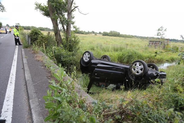 ประกัน 2+ ต่างจาก 3+ ยังไง คุ้มครองรถคว่ำ รถตกถนนไหม