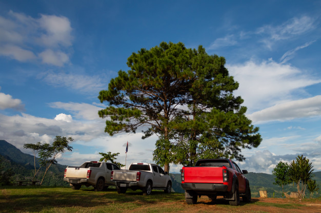 ที่จอดรถ แบบไหนหลีกเลี่ยง เสี่ยงรถยนต์เสียหาย