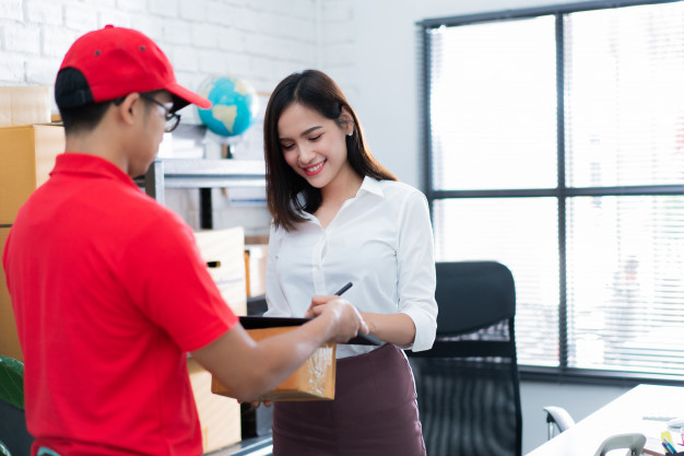 กักตัวอยู่บ้าน สามารถส่งของกับ ไปรษณีย์ไทย ได้ยังไงบ้าง