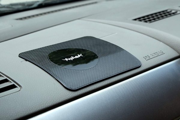 6 ของอันตราย ที่ห้ามทิ้งไว้ในรถเด็ดขาด!