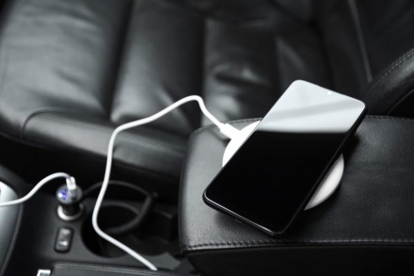 6 ของอันตราย ที่ห้ามทิ้งไว้ในรถเด็ดขาด!