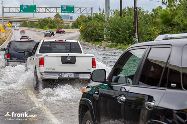 น้ำท่วม รถติด ทำให้รถพังเร็วกว่าที่คิด!!