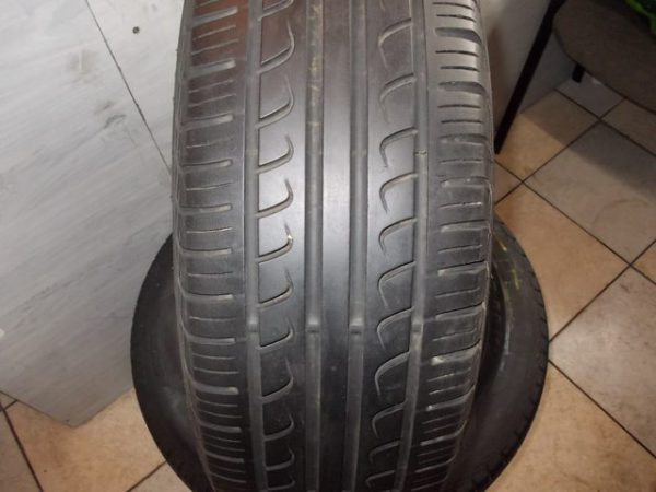 ดอกยางรถยนต์แบบไหน เหมาะกับหน้าฝน