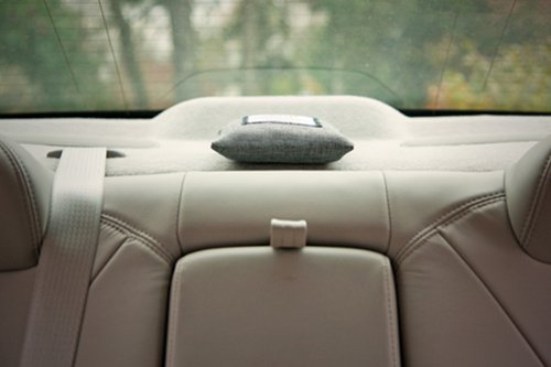 วิธีกำจัดกลิ่นอับในรถยนต์ช่วงหน้าฝน