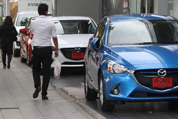 รถใหม่ รถป้ายแดง เคลมประกันรถยนต์ได้ไหม ทำอย่างไร