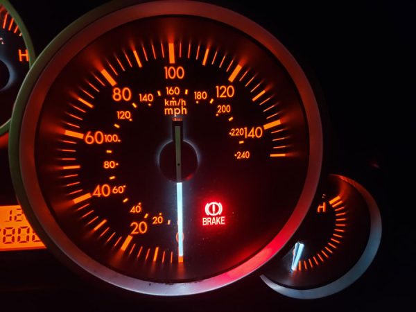 8 อาการบอกเหตุ เมื่อระบบเบรกมีปัญหา