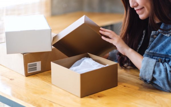 ช้อปปิ้งออนไลน์ เลือก บัตรเครดิต แบบไหนถึงจะคุ้มค่า