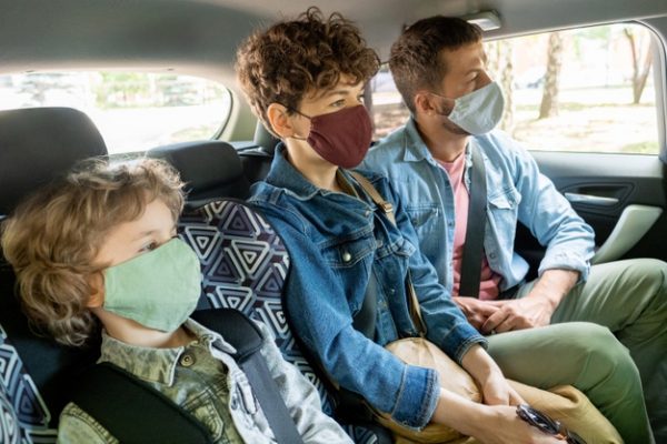 ขับรถตั้งแต่ 2 คนขึ้นไป ต้องสวมแมสก์ ป้องกันโควิด-19 ฝ่าฝืนมีโทษปรับ