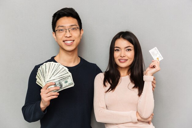 บัตรกดเงินสด UOB CASH PLUS ” กู้ออนไลน์…ได้เงินจริงหรือไม่?